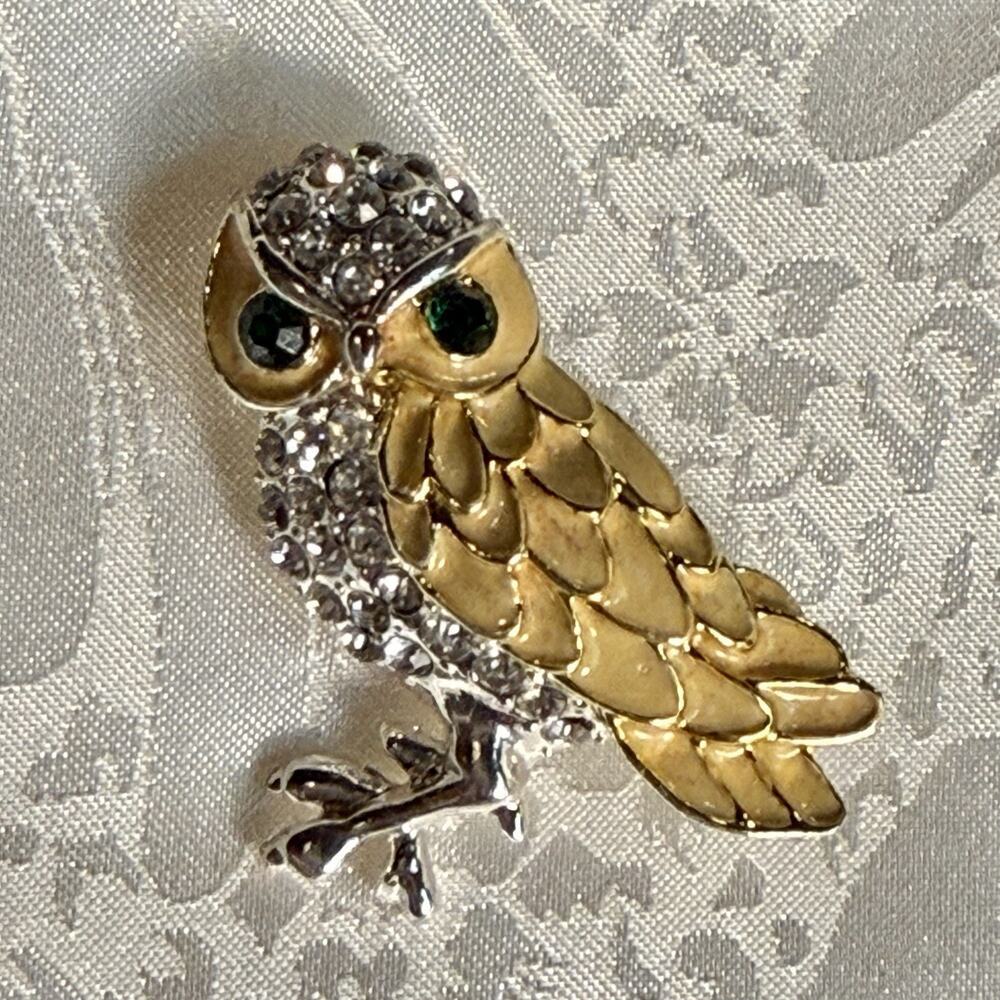 VTG Macy's Holiday Lane Enamel & Crystal Pave Owl Brooch Pin Silver Tone W/ Box